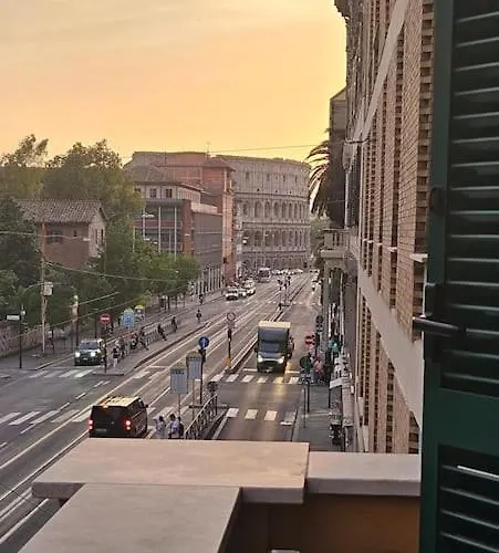 Vista Colosseo Apartment *